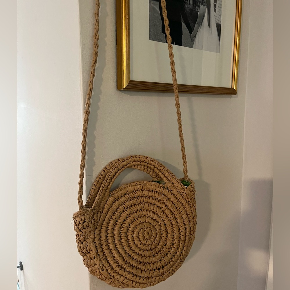 Straw Crossbody